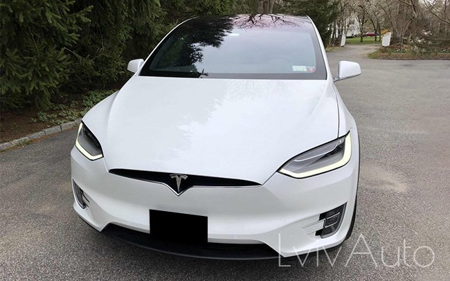Аренда Tesla Model 3 на свадьбу Львов